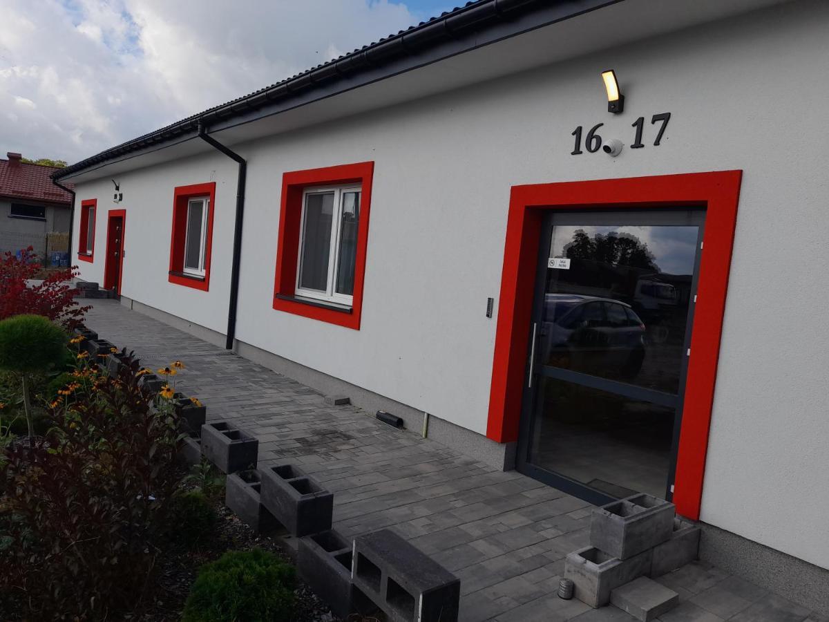 Czerwony Szafir Grodzisk Hostel Grodzisk Mazowiecki Exterior foto